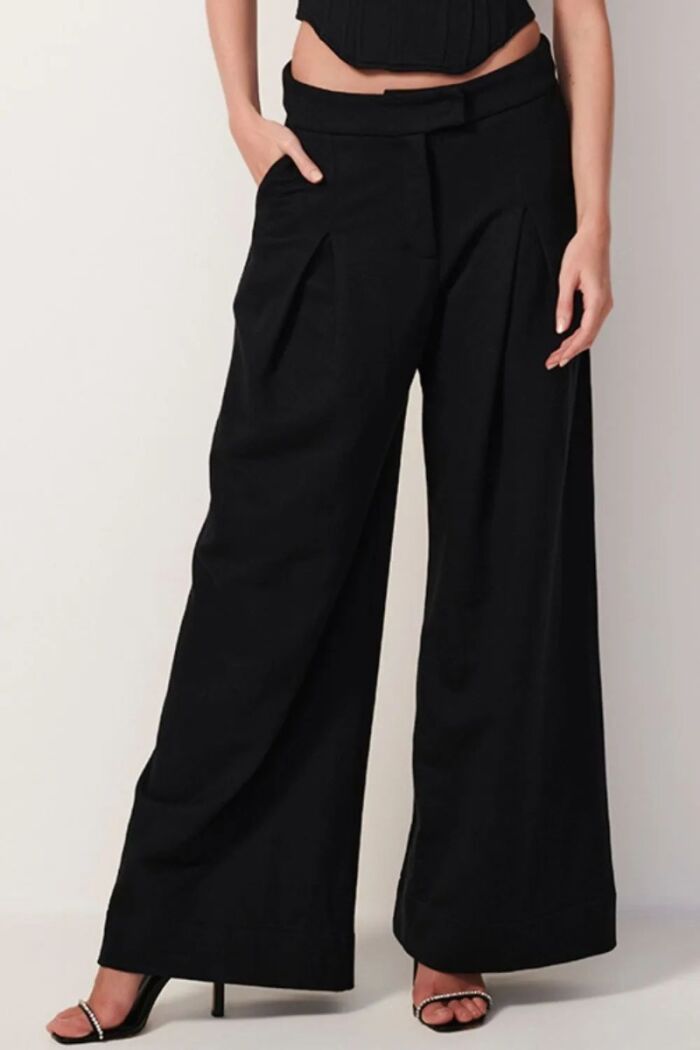 Imagem de Calça Rose Preta Le Blog