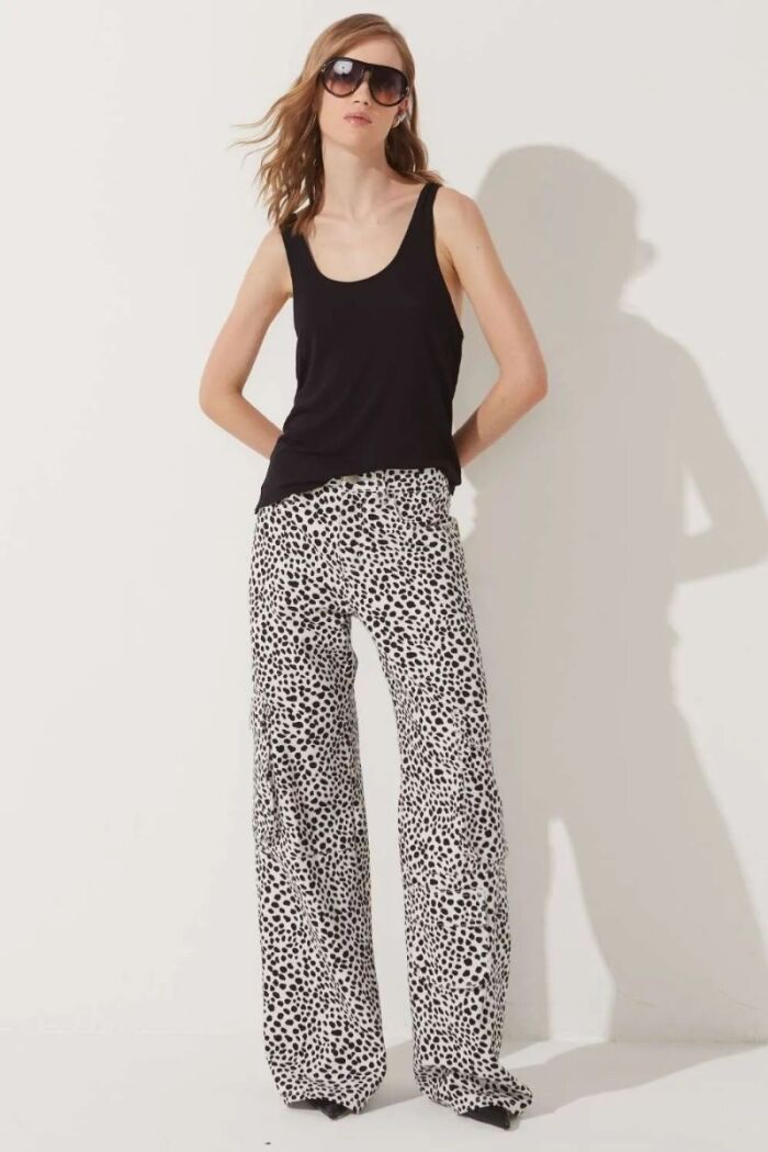 Imagem de Regata Vera Preta Le Blog