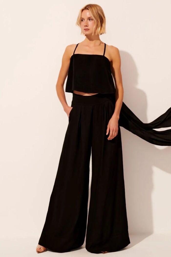 Imagem de Blusa Tamara Preta Le Blog