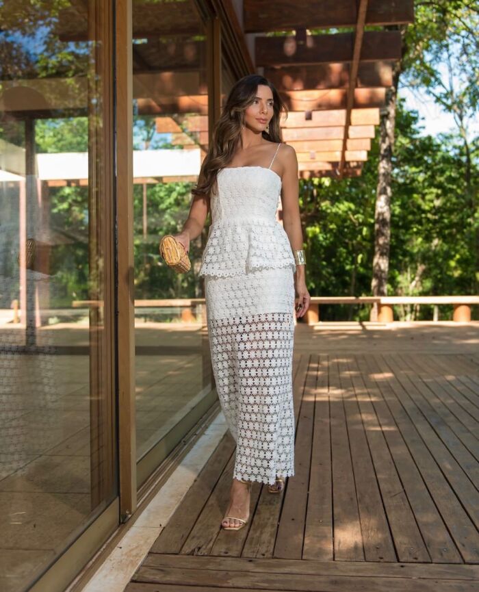 Imagem de Vestido Renda Peplum Olívia