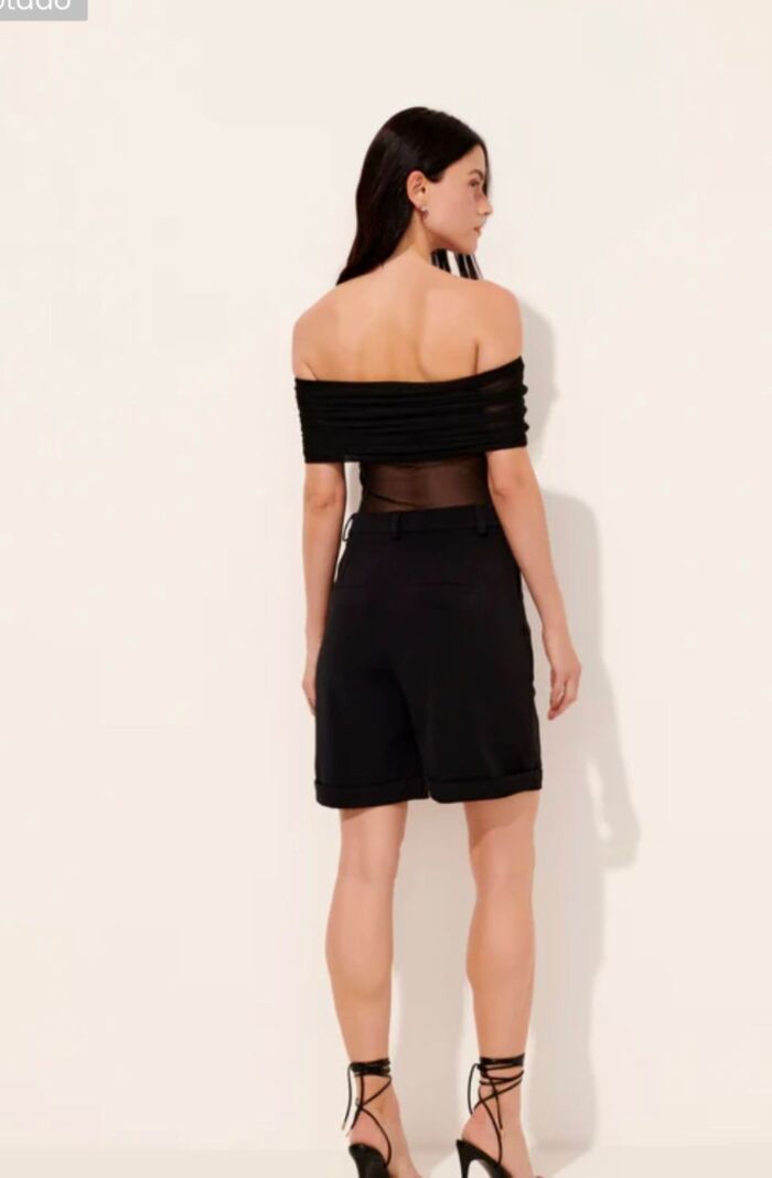 Imagem de Blusa Anastácia Preta Le Blog