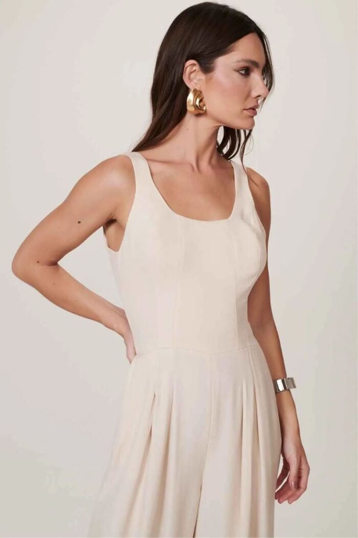 Imagem de Macacão Emilly Bege Vanilla Le Blog