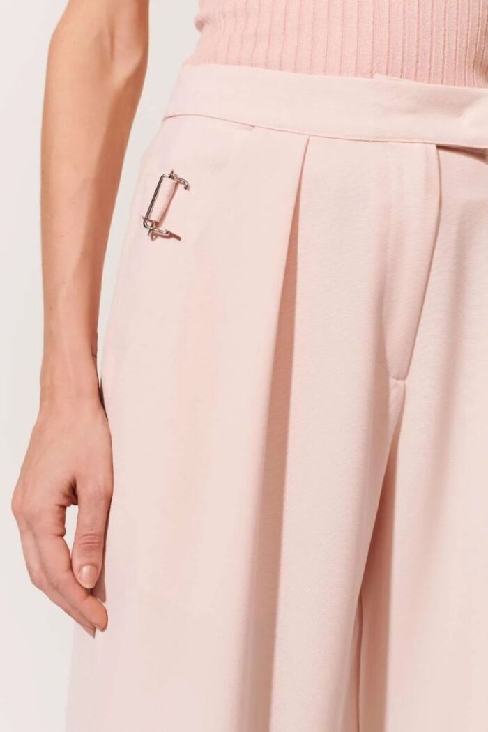 Imagem de Calça Gisela Rosa Peach Le Blog