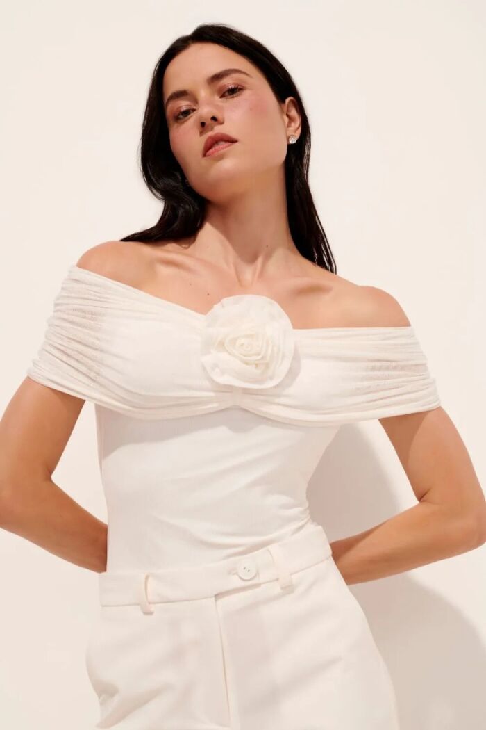 Imagem de Blusa Anastácia Off White Le Blog