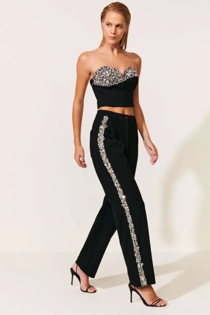 Imagem de Corselet Luzia Preto Le Blog