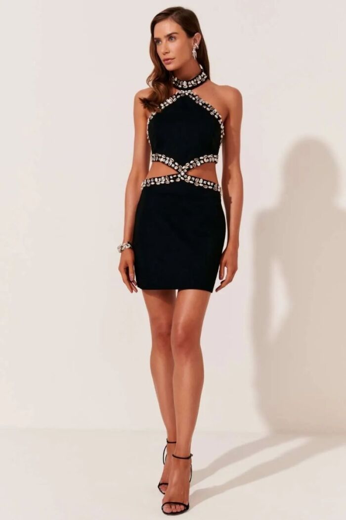 Imagem de Vestido Curto Lola Preto Le Blog