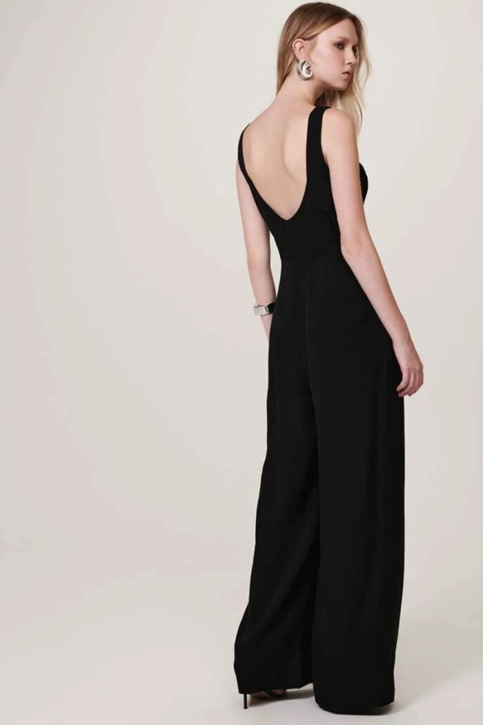 Imagem de Macacão Emily Preto Le Blog