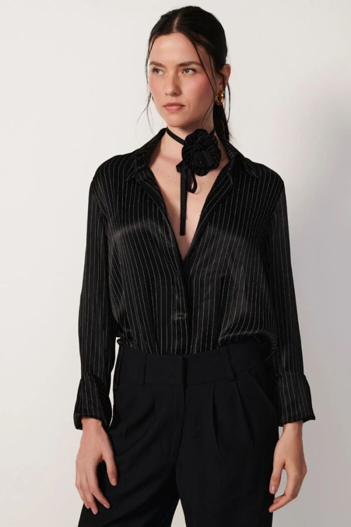 Imagem de Camisa Dora Preta Le Blog