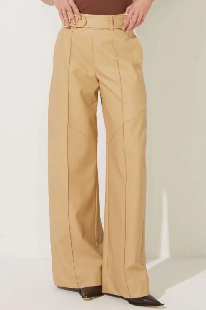 Imagem de Calça Tati Bege Tahini Le Blog