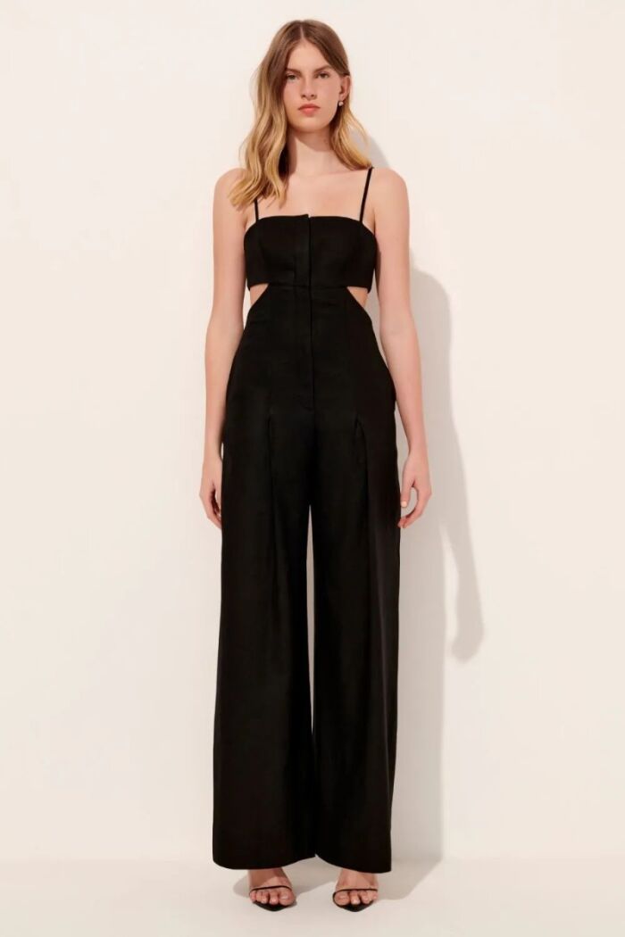 Imagem de Macacão Natasha Preto Le Blog