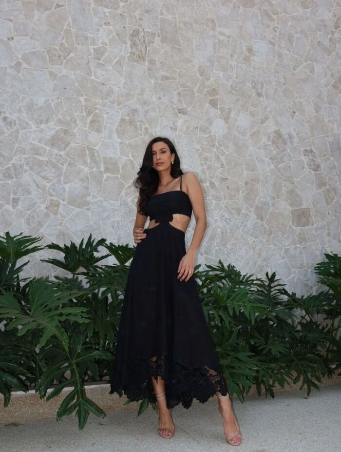Imagem de Vestido Joyce Mídi Preto Cloude
