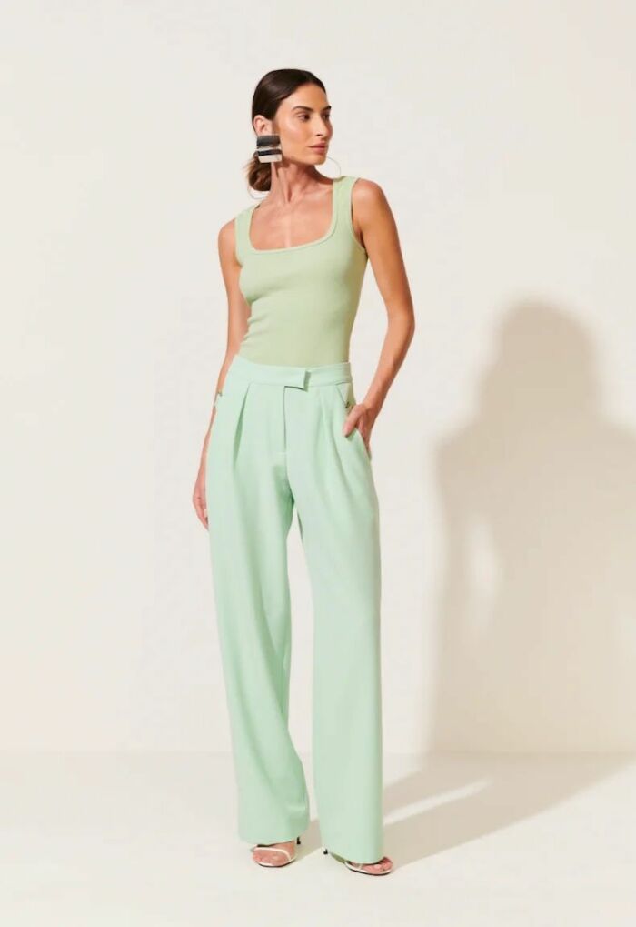 Imagem de Regata Isadora Verde Matcha Le Blog