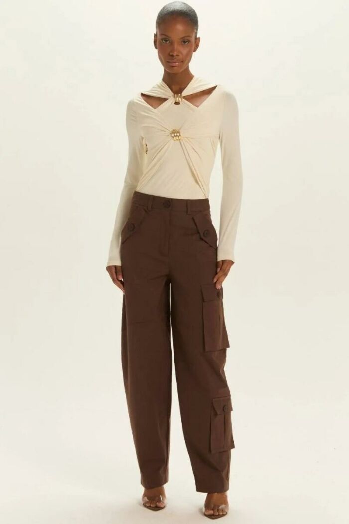 Imagem de Calça Ruth Marrom Coffee Le Blog