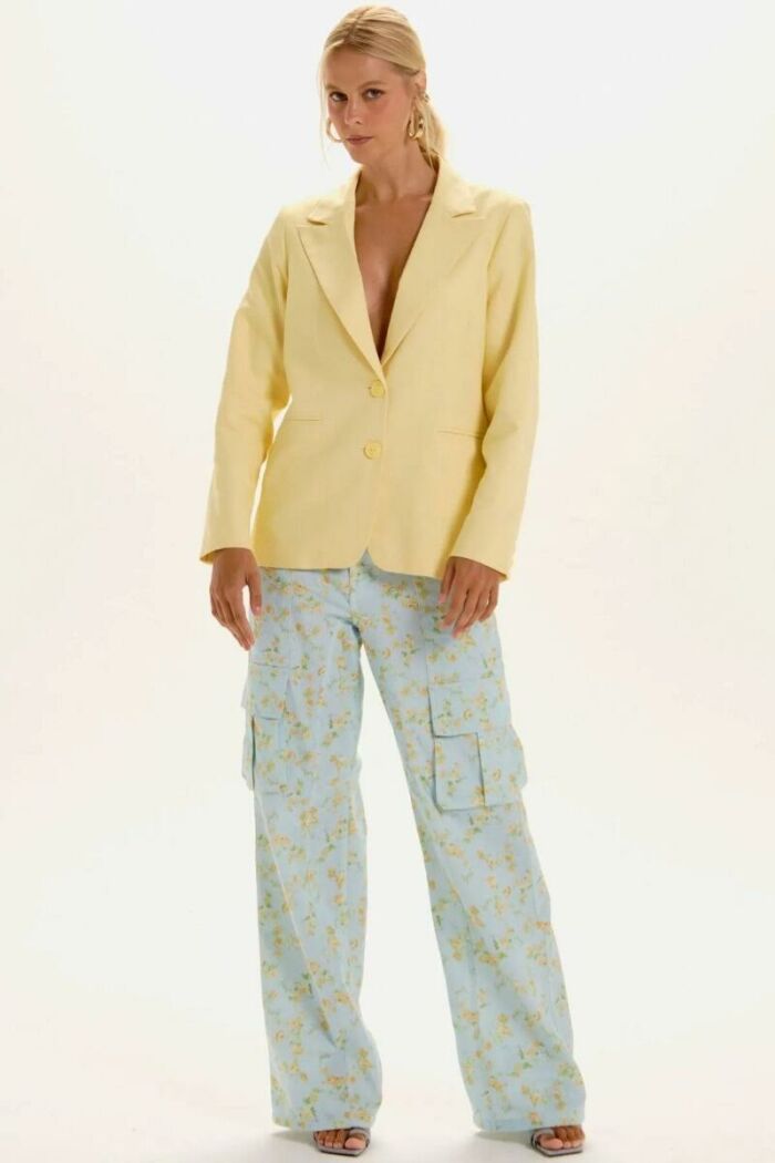 Imagem de Blazer Tânia Amarelo Light Le Blog