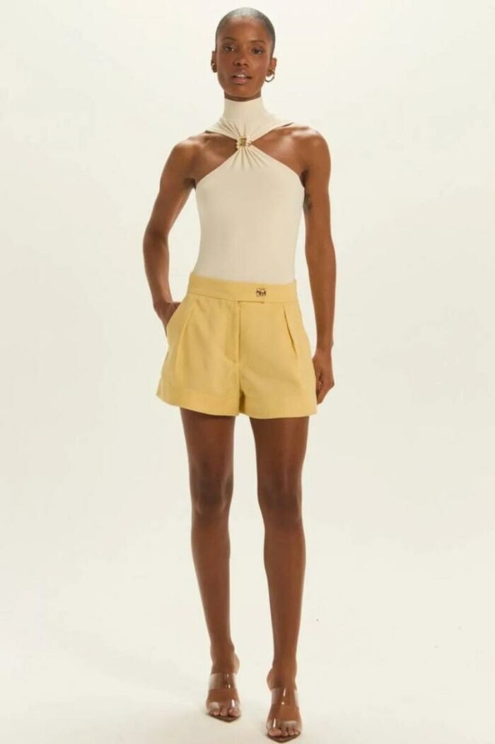 Imagem de Shorts Nelly Amarelo Grace Le Blog