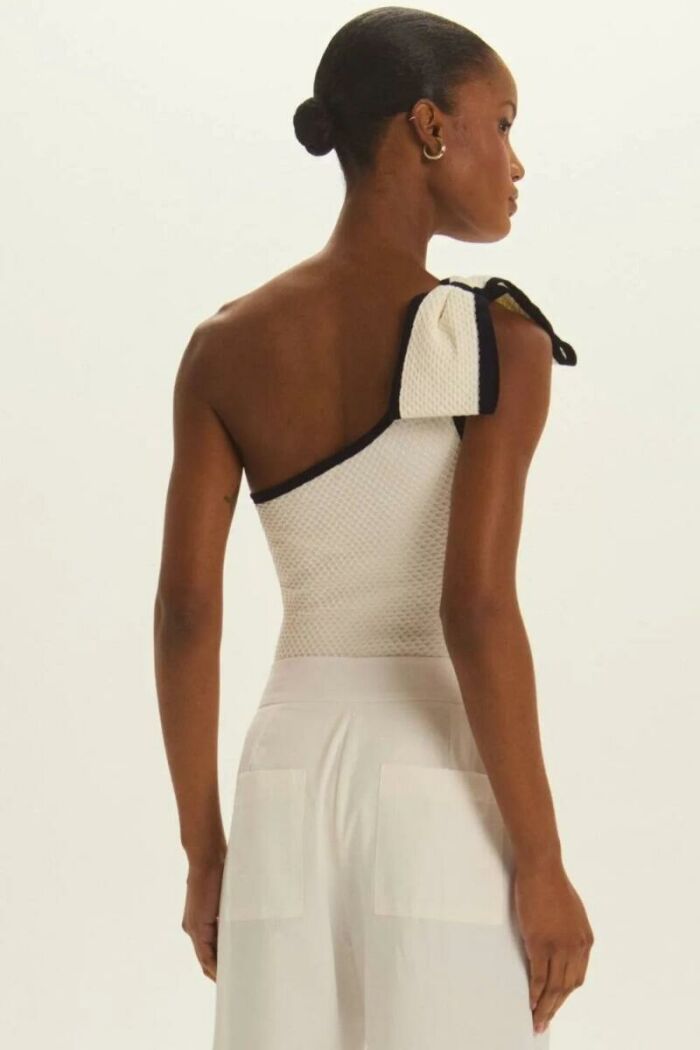 Imagem de Body Jenny Off White Com Azul Marinho Le Blog