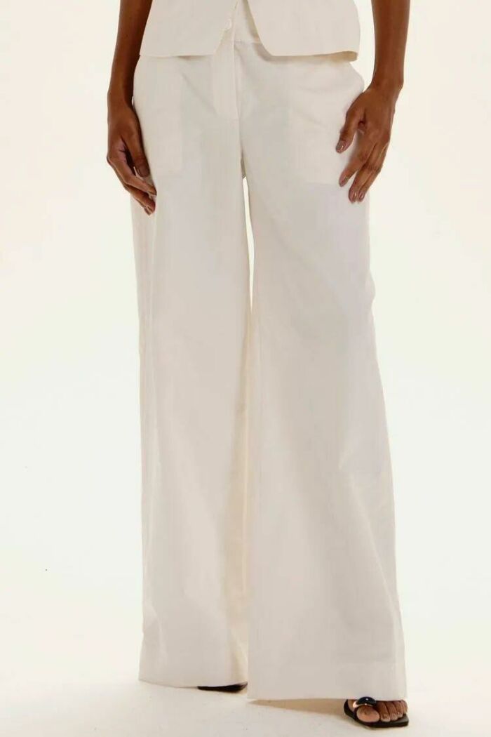 Imagem de Calça Gio Off White Le Blog