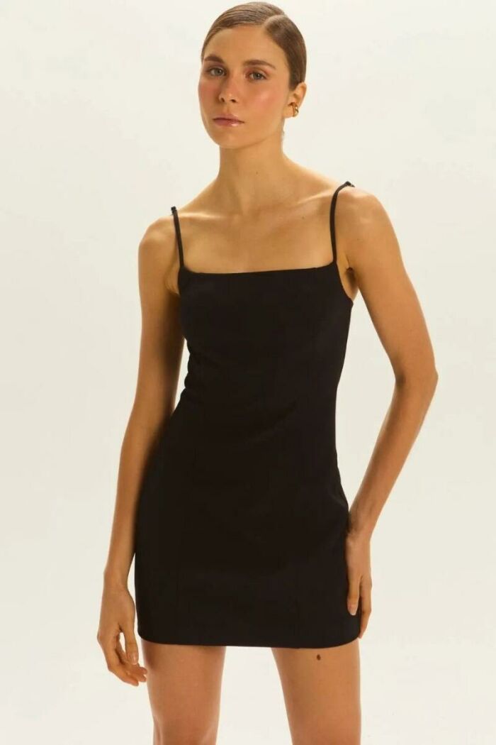 Imagem de Vestido Curto Érica Preto Le Blog