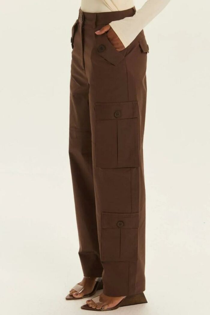 Imagem de Calça Ruth Marrom Coffee Le Blog