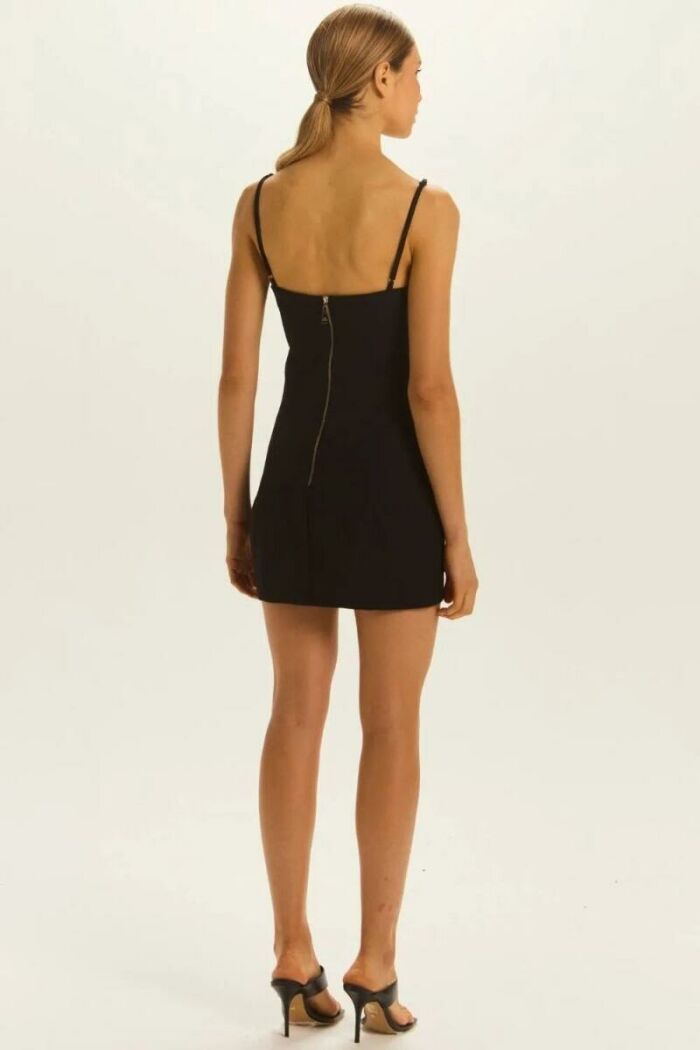 Imagem de Vestido Curto Érica Preto Le Blog