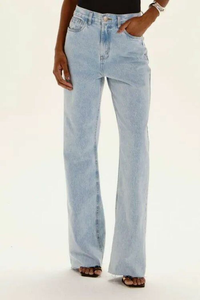 Imagem de Calça Renata Jeans Claro Le Blog