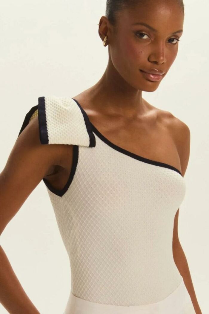 Imagem de Body Jenny Off White Com Azul Marinho Le Blog