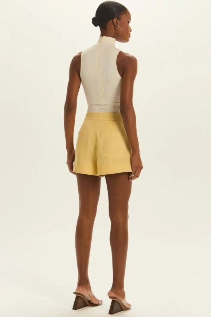 Imagem de Shorts Nelly Amarelo Grace Le Blog