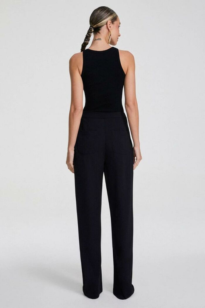 Imagem de Regata Decote Nadador Preta Zen