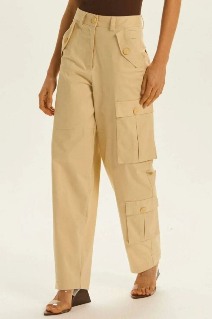 Imagem de Calça Ruth Bege Pérola Le Blog