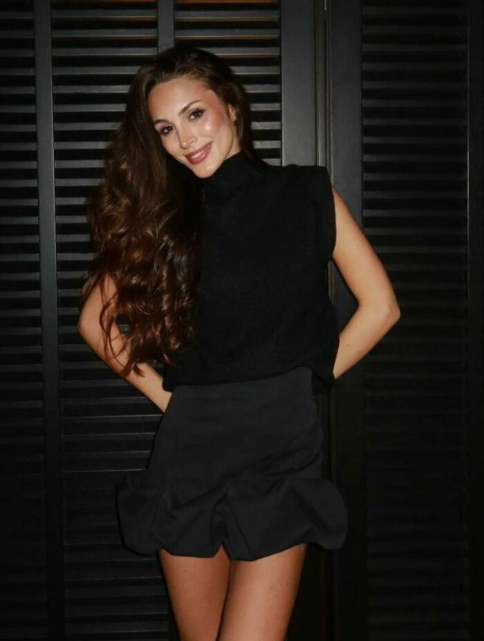 Imagem de Saia Jenifer Preta Cloude