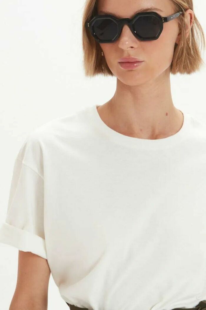 Imagem de T-Shirt Jéssica Off White Le Blog