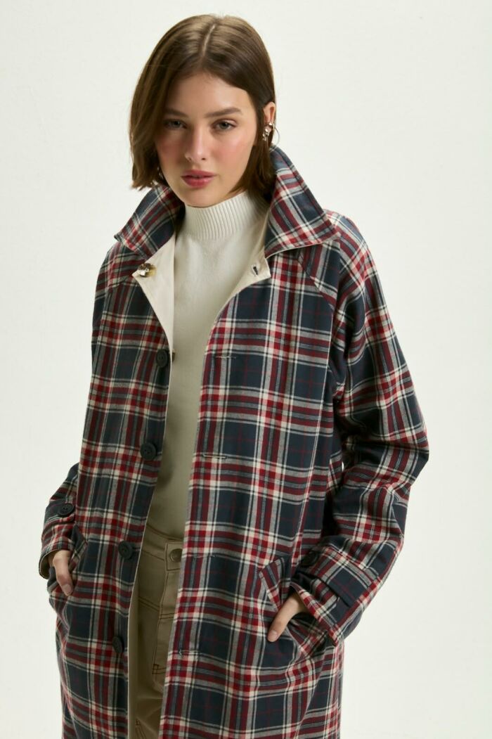 Imagem de Trench Coat Fernanda Xadrez Tartan Le Blog