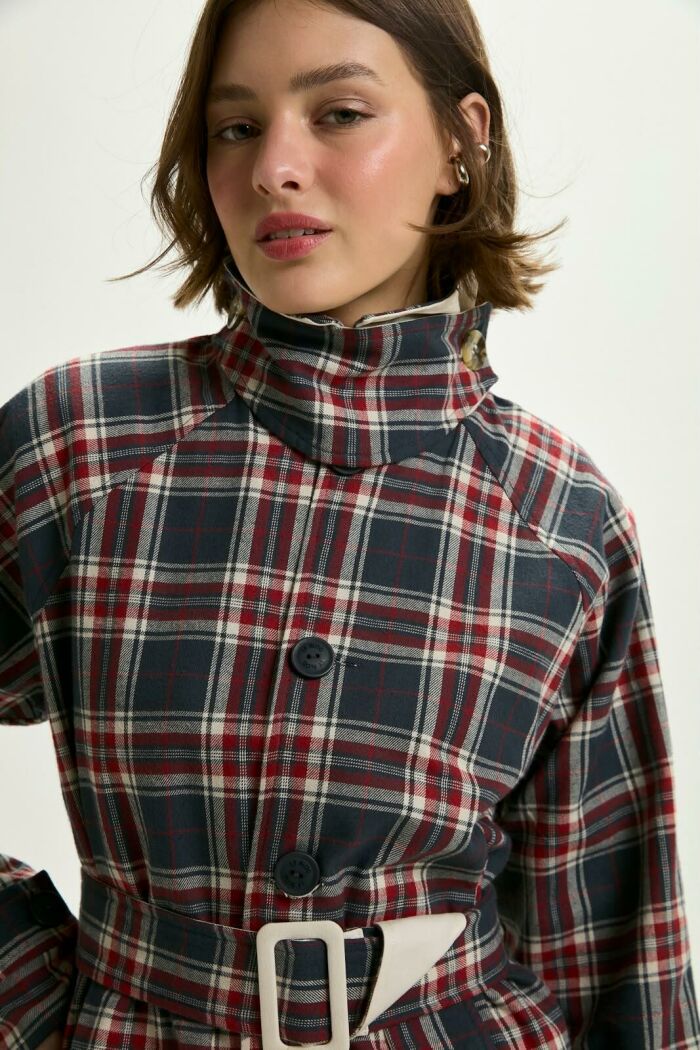 Imagem de Trench Coat Fernanda Xadrez Tartan Le Blog