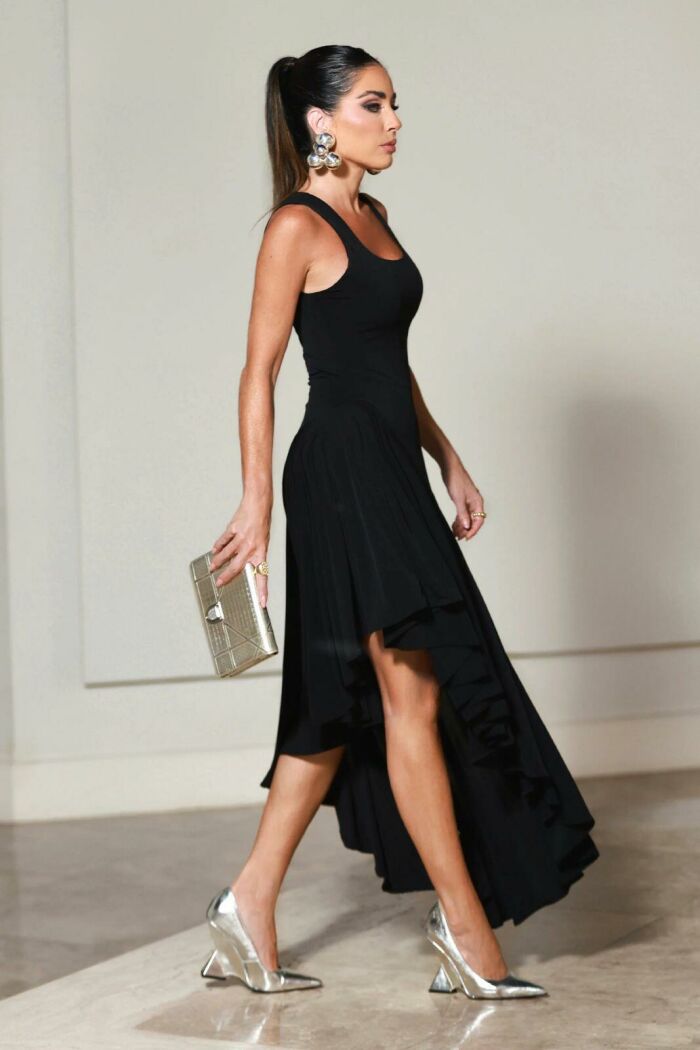 Imagem de Vestido Mídi Com Barra Assimétrica Com Fluidez Preto Zen