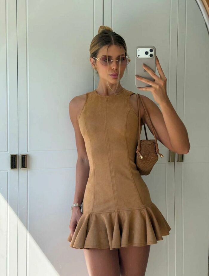 Imagem de Vestido Luiza Caramelo Cloude