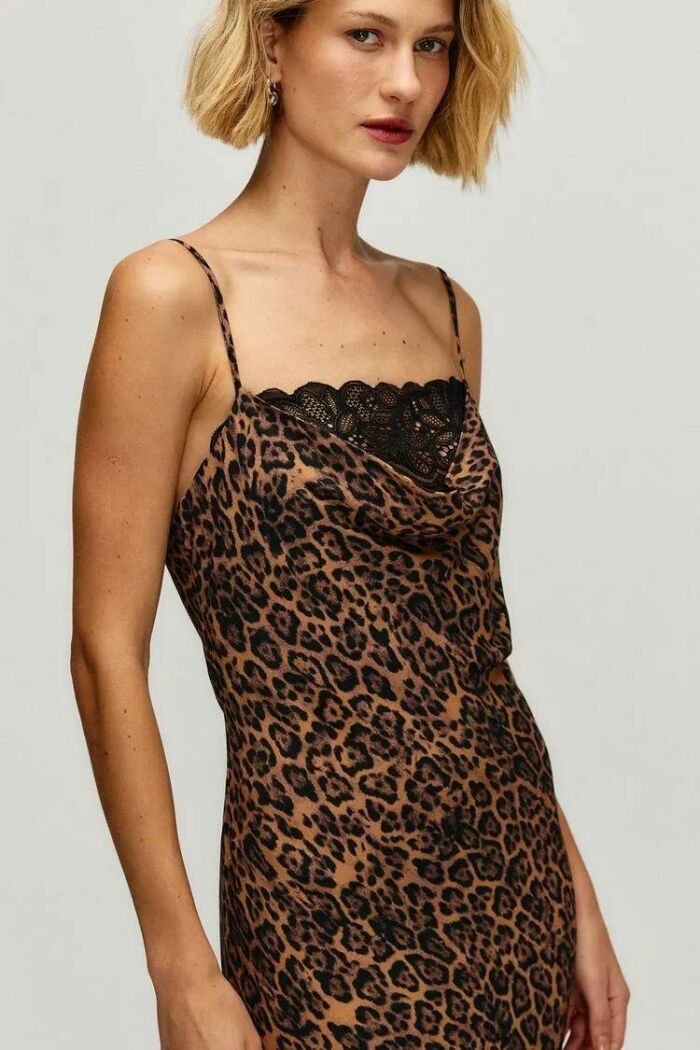 Imagem de Vestido Mica Urban Wild Le Blog