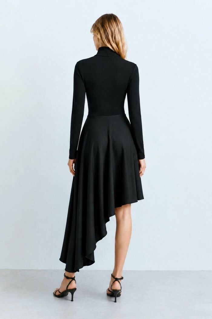 Imagem de Vestido Mídi Gola Alta Barra Assimétrica Estruturada Preto Zen