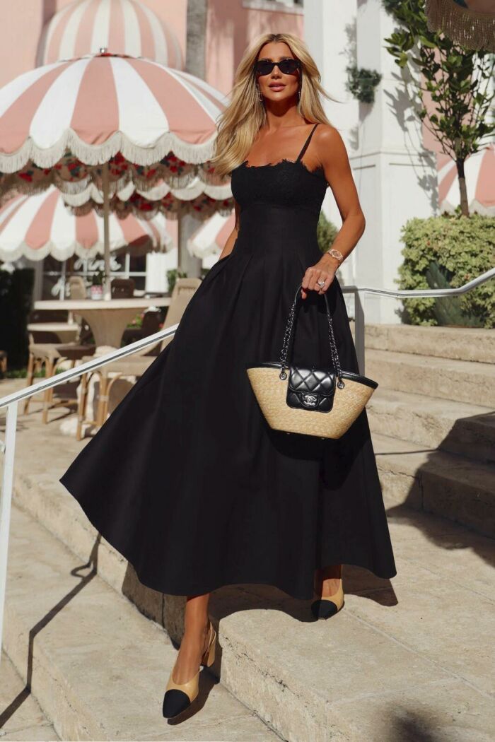 Imagem de Vestido Mídi Recortes Pespontados Cintura Renda Busto Preto Zen