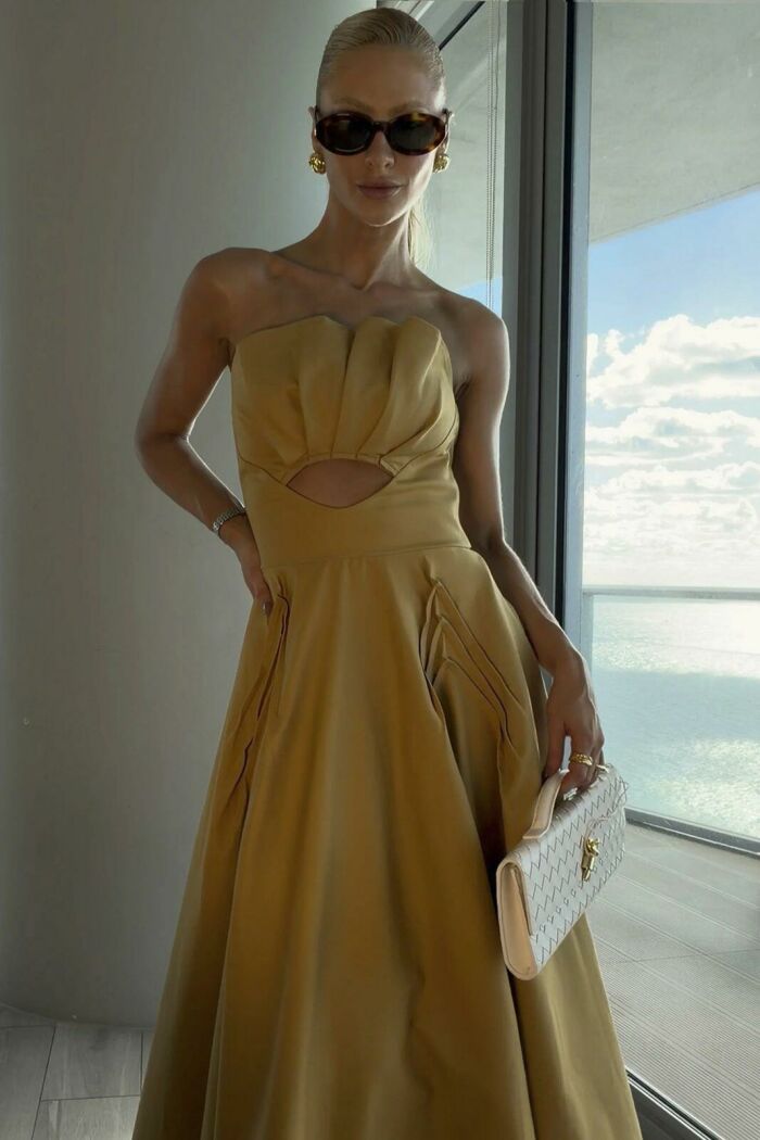 Imagem de Vestido Mídi Sobreposição Estruturada Busto Kaki Médio Zen