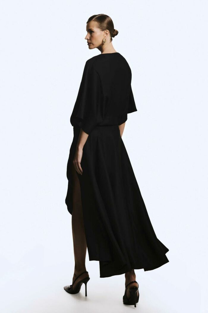 Imagem de Vestido Mídi Fluido Com Transpasse Saia Preto Zen