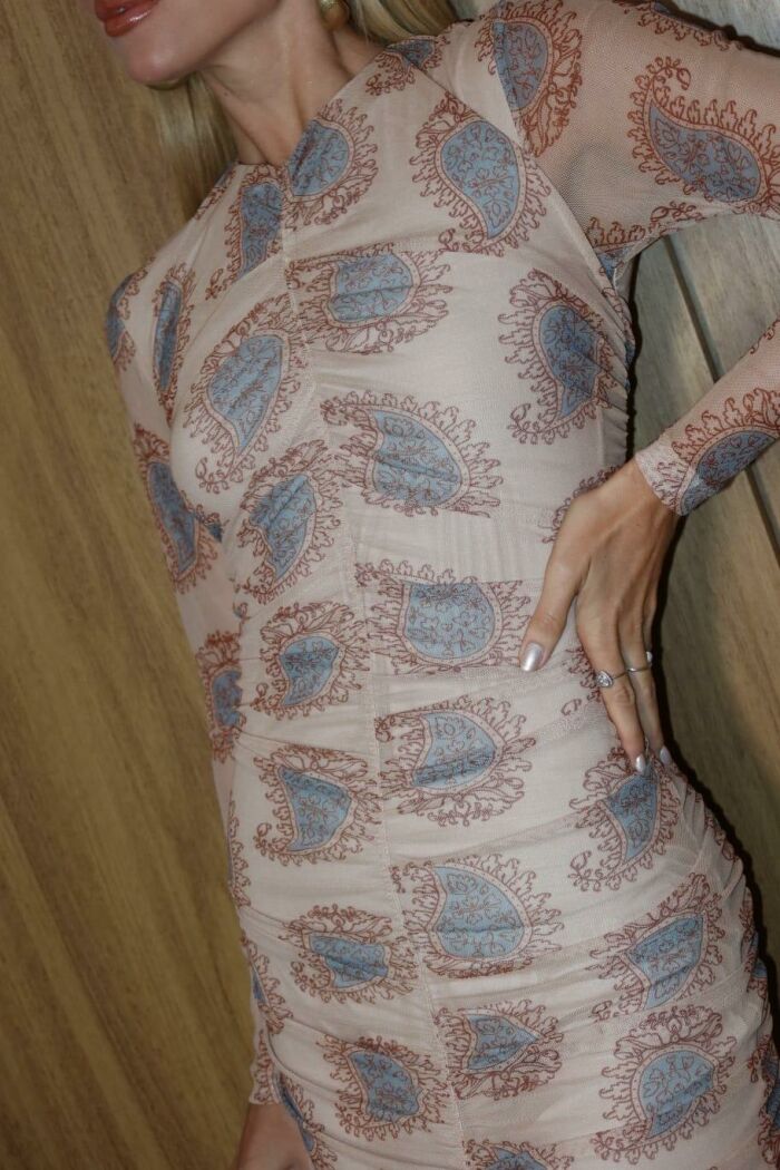 Imagem de Vestido Paisley Tule Olívia