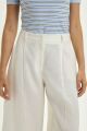 Imagem adicional 6 do item Bermuda Natasha Off White Le Blog