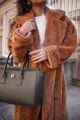 Imagem adicional 1 do item Casaco Eva Caramelo Cloude