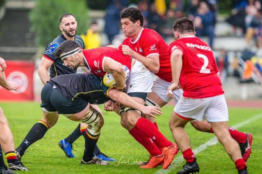 Espanha vai se modernizando na busca de potenciais no rugby.