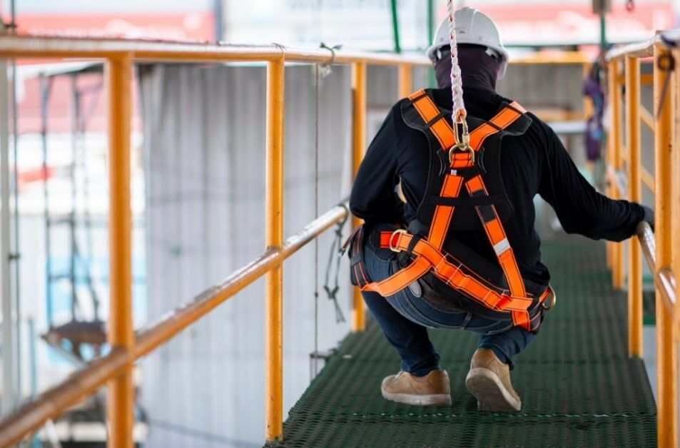 Treinamento NR18 de seguranca e saude na industria da construcao