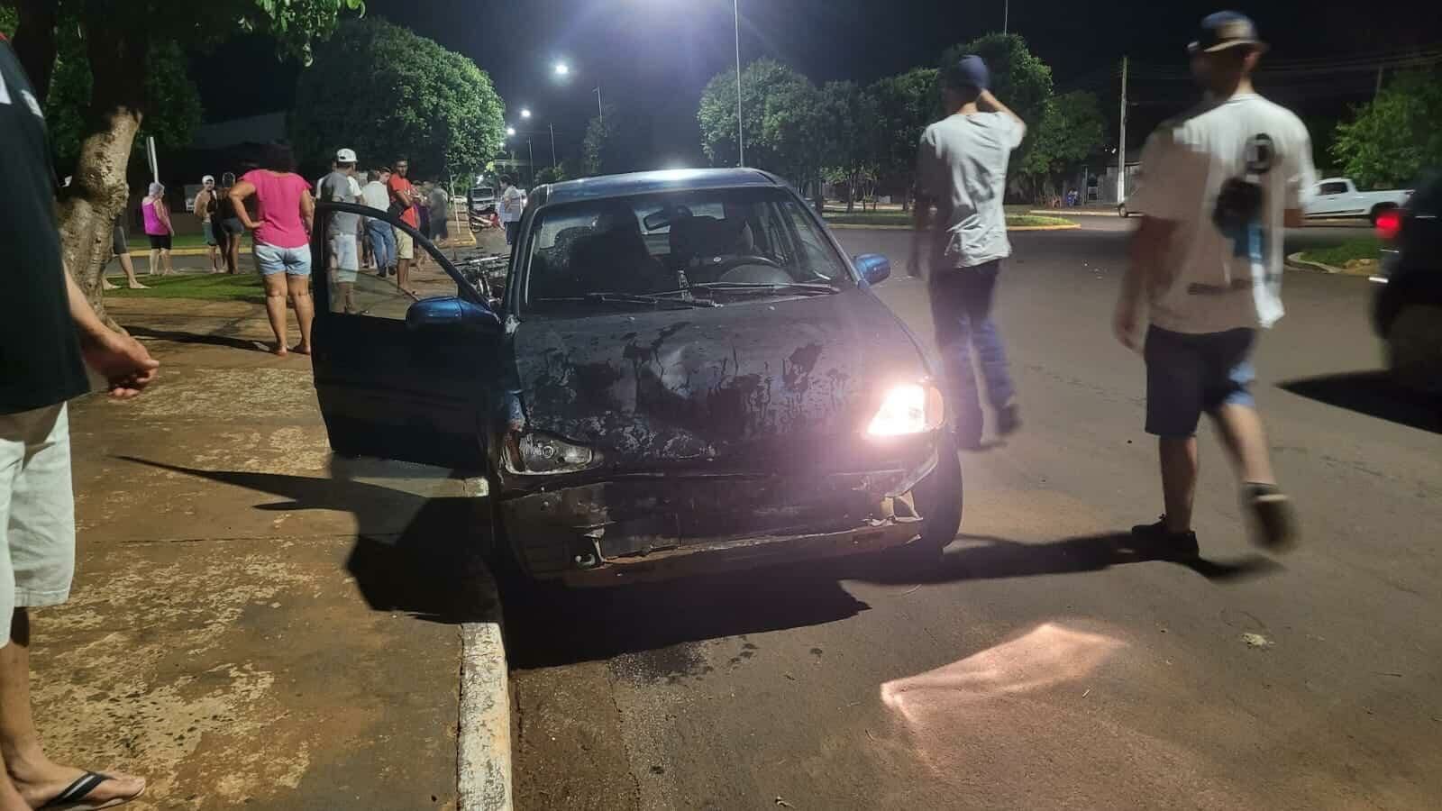 Imagem de compartilhamento para o artigo Motociclista não respeita preferência e causa acidente em São Gabriel da MS Todo dia