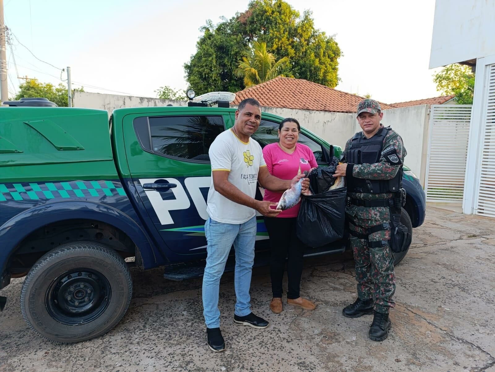 Imagem de compartilhamento para o artigo Polícia Militar Ambiental doa 42 kg de pescado ao asilo Casa Lar em Coxim da MS Todo dia