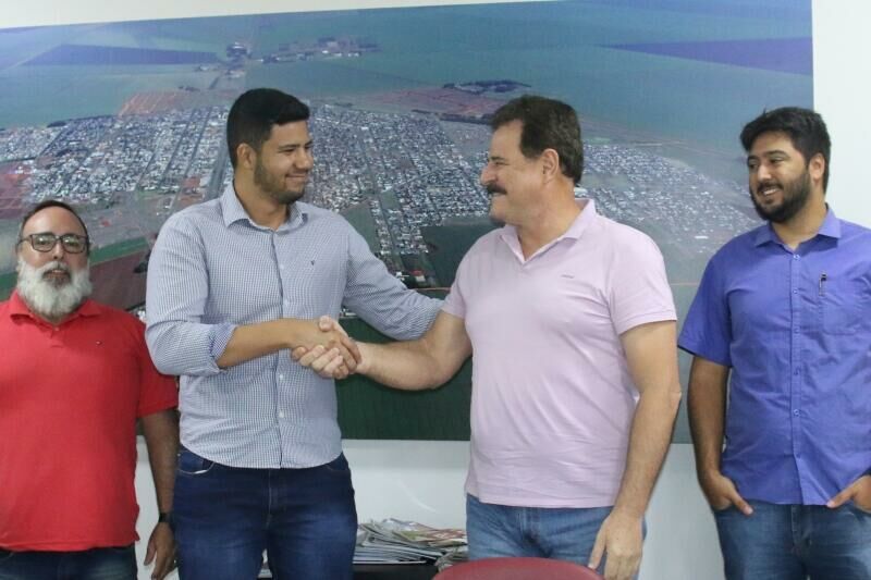 Imagem de compartilhamento para o artigo Prefeito de Chapadão do Sul João Carlos Krug nomeia novo secretário de Infraestrutura e Projetos da MS Todo dia