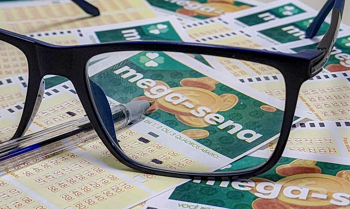 Imagem de compartilhamento para o artigo Mega-Sena sorteia nesta quinta-feira prêmio acumulado em 40 milhões de reais da MS Todo dia