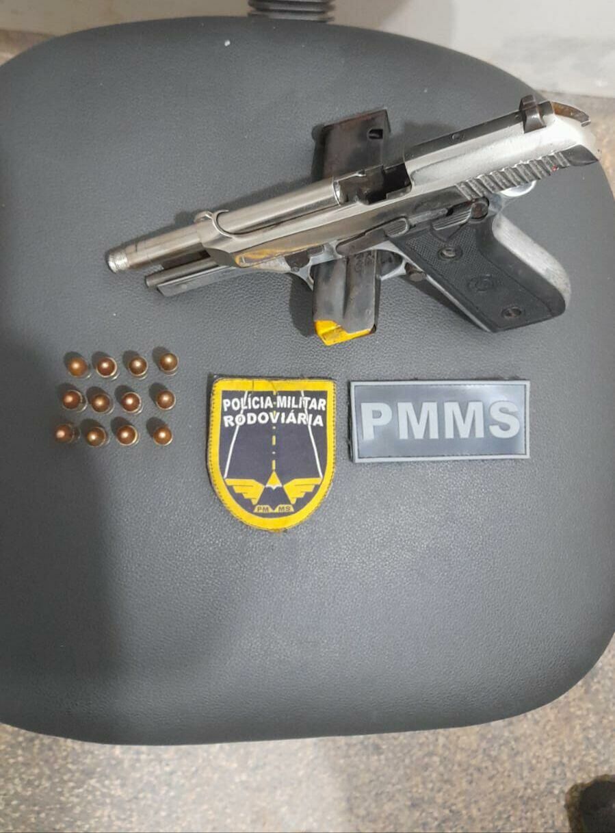 Imagem de compartilhamento para o artigo PM de Chapadão do Sul prende quatro homens ligados ao tráfico de drogas após tentativa de execução de rivais da MS Todo dia